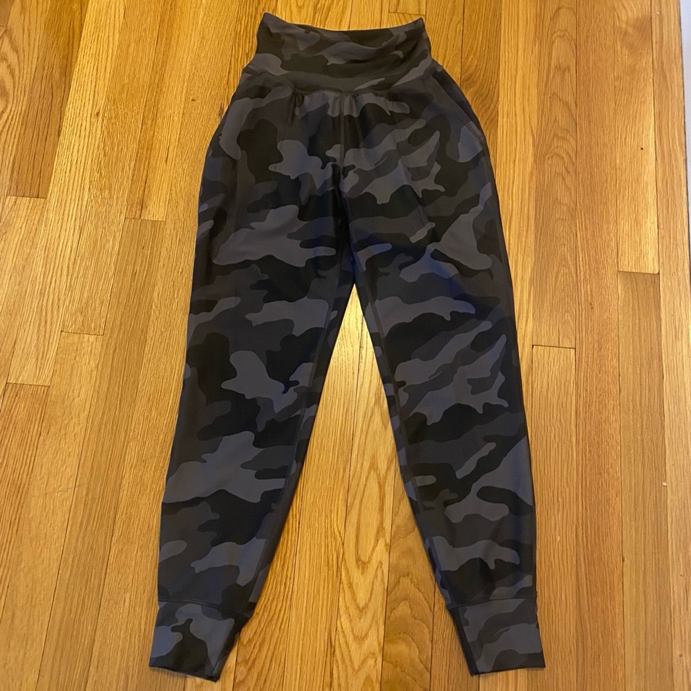 Old Navy Cameo Joggers